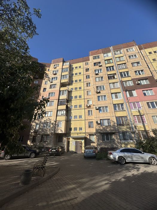 Сдам Четырехкомнатную квартиру с автономным отоплением ул.Сиволапа