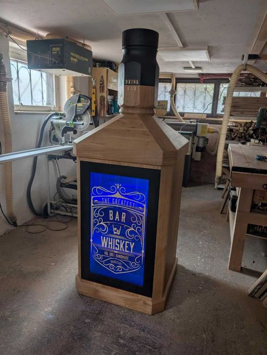 Barek na alkohol lity dąb butelka whisky bar na alkohol 135 cm