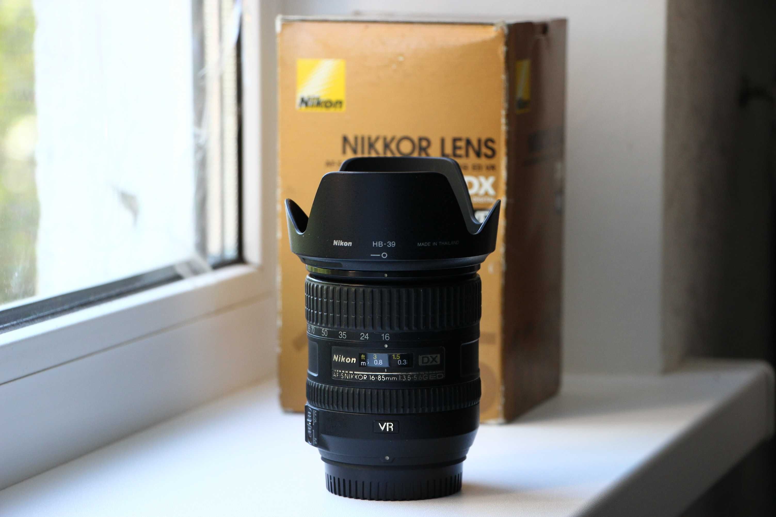 Продам объектив Nikon 16-85mm VR