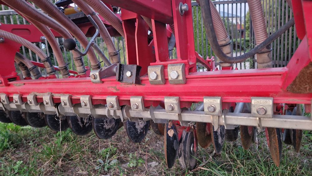 Siewnik pneumatyczny Kverneland DA