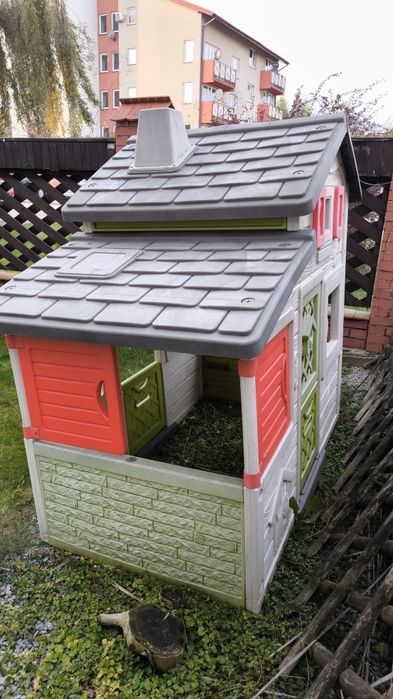 Domek Smoby dla dzieci do ogrodu na taras do zabawy