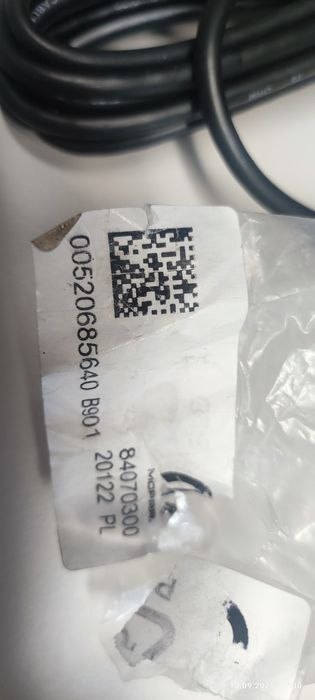 Sprzedam antena wzmacniacz antenowy podstawka bat  Ducato nowa