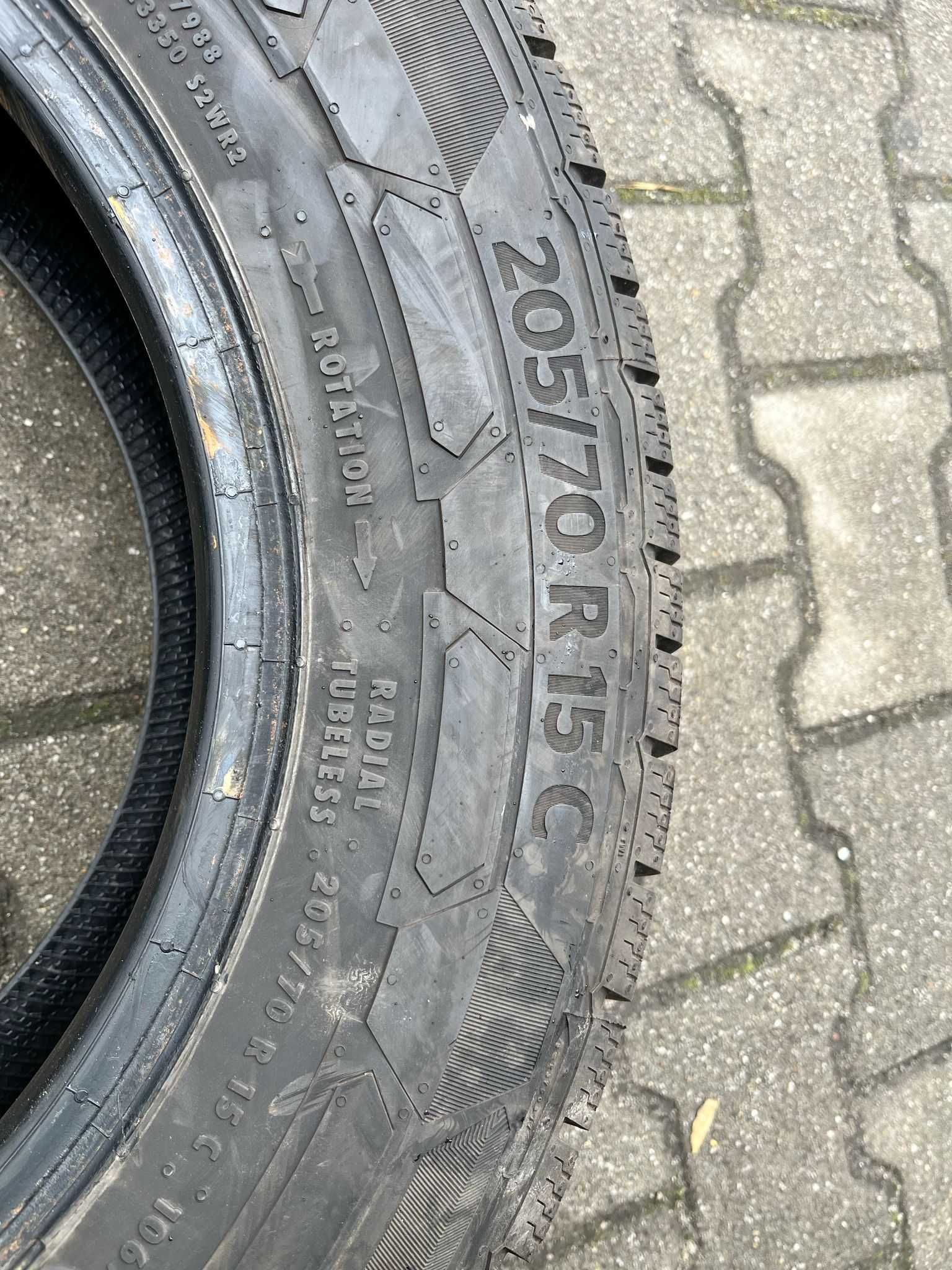 Opony zimowe 2x Continental Winter 205/70 R15C DOT22 10.2mm #3568