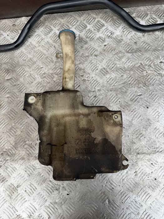 Бачок омывателя хонда аккорд 1999год honda accord 6