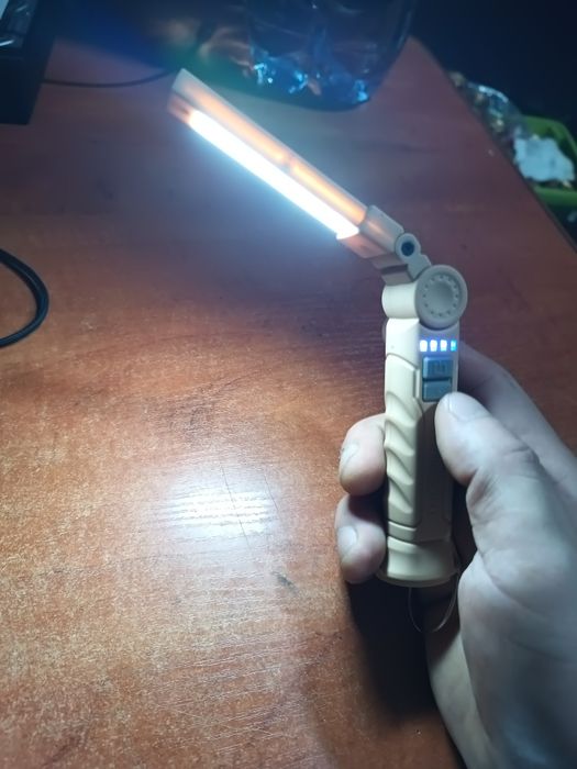 Lampka robocza Led z magnesem USB-C