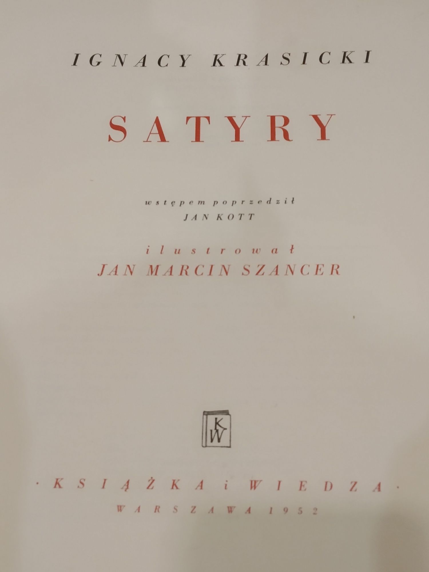 Satyry z ilustracjami Szancer