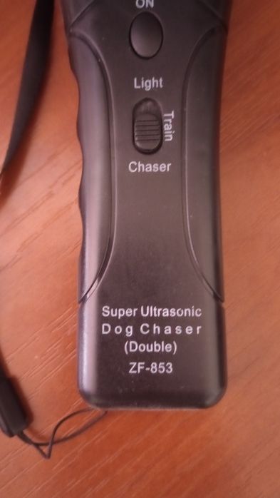 Отпугиватель собак c фонариком и функцией тренировки ультразвуковой