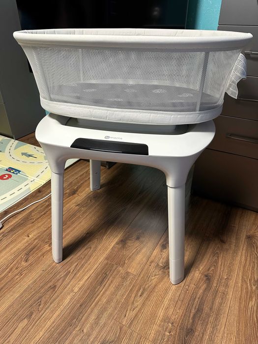Уколисуючий центр 4moms MamaRoo