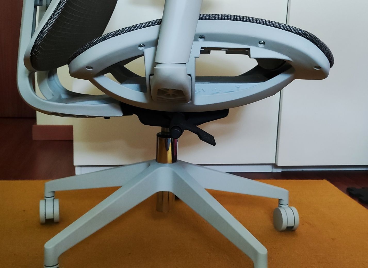 Cadeira de escritório ajustável