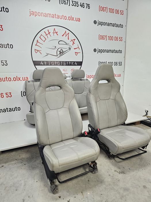 Шкіряний салон Сидіння Рекаро Subaru Impreza RECARO