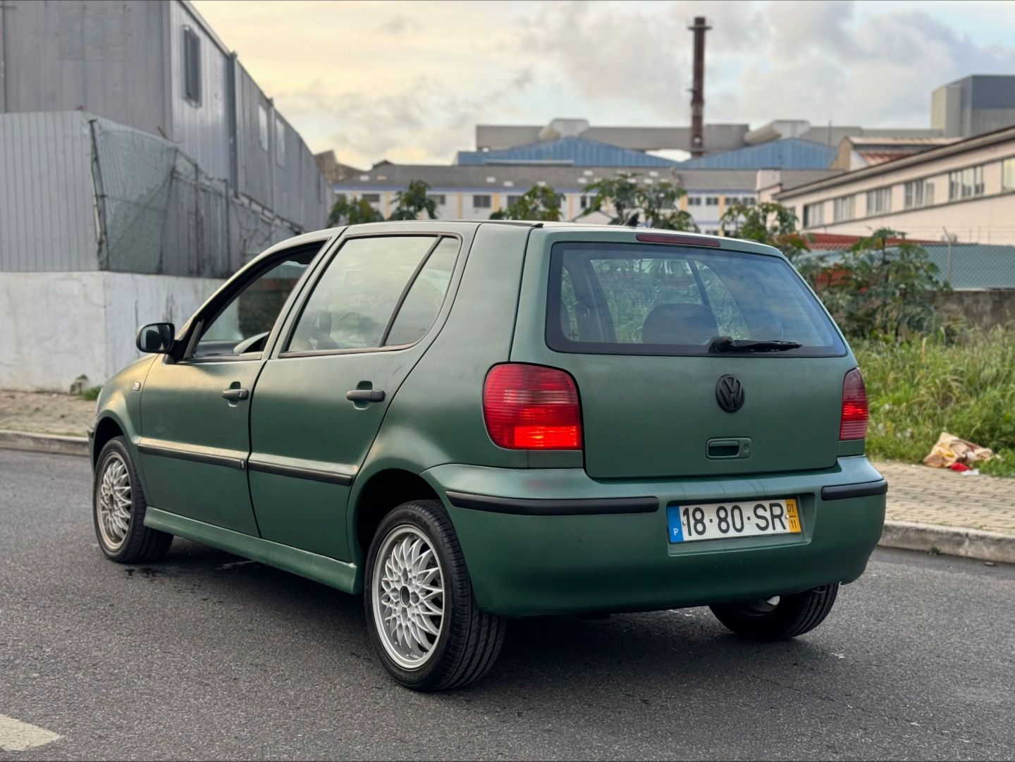 Volkswagen Polo 1.4 Tdi 2001 com repro (pfv ler descrição)
