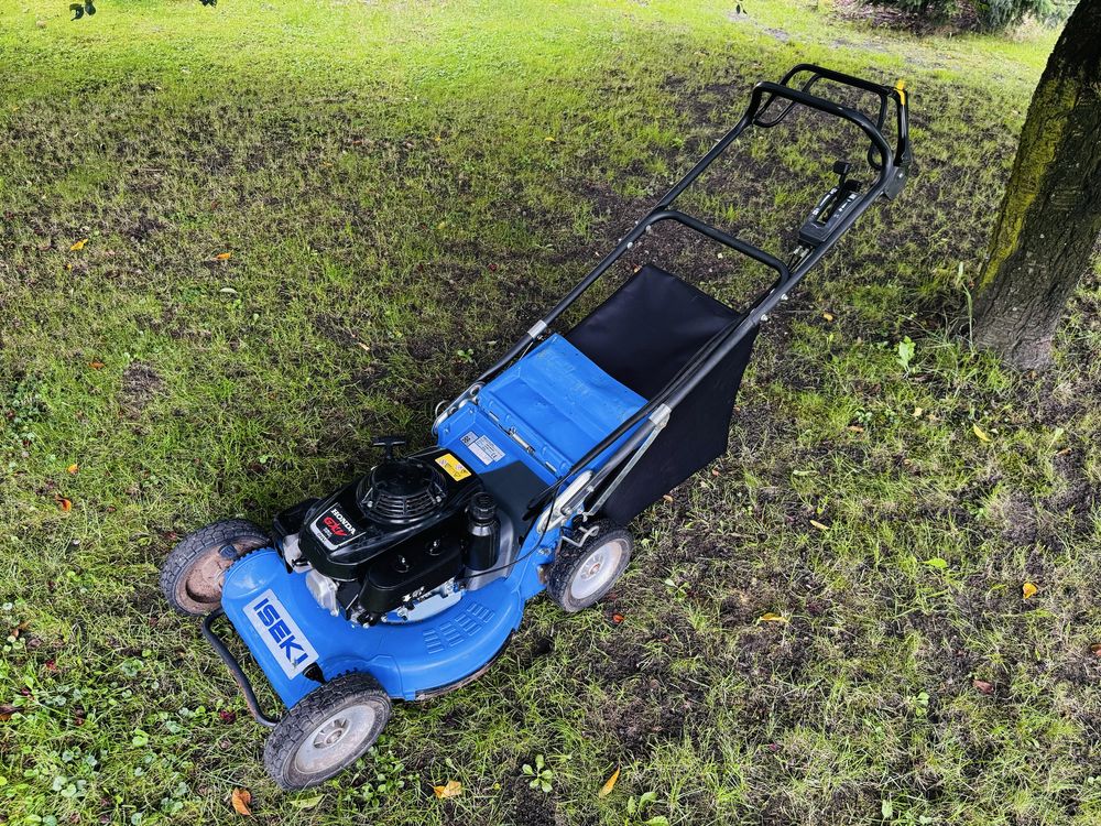 Kosiarka spalinowa Iseki SW8210BAE4HD Honda 6KM/ALU/kardan/jak nowa