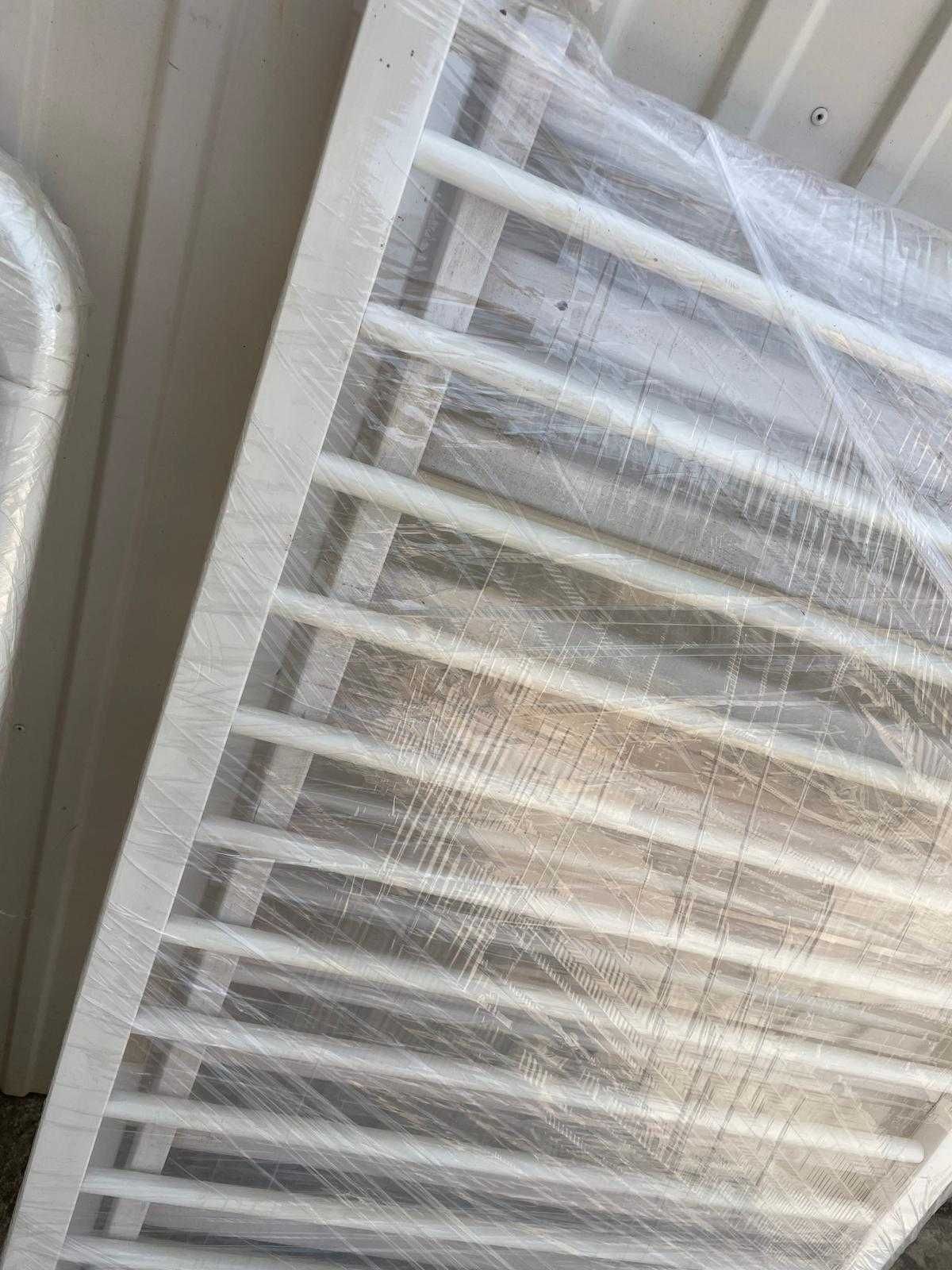 Cama de grades/berço