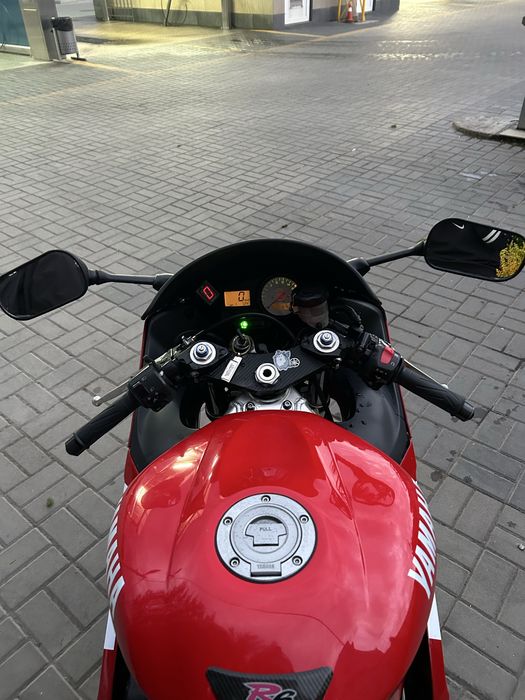 Yamaha R6 у відміному стані
