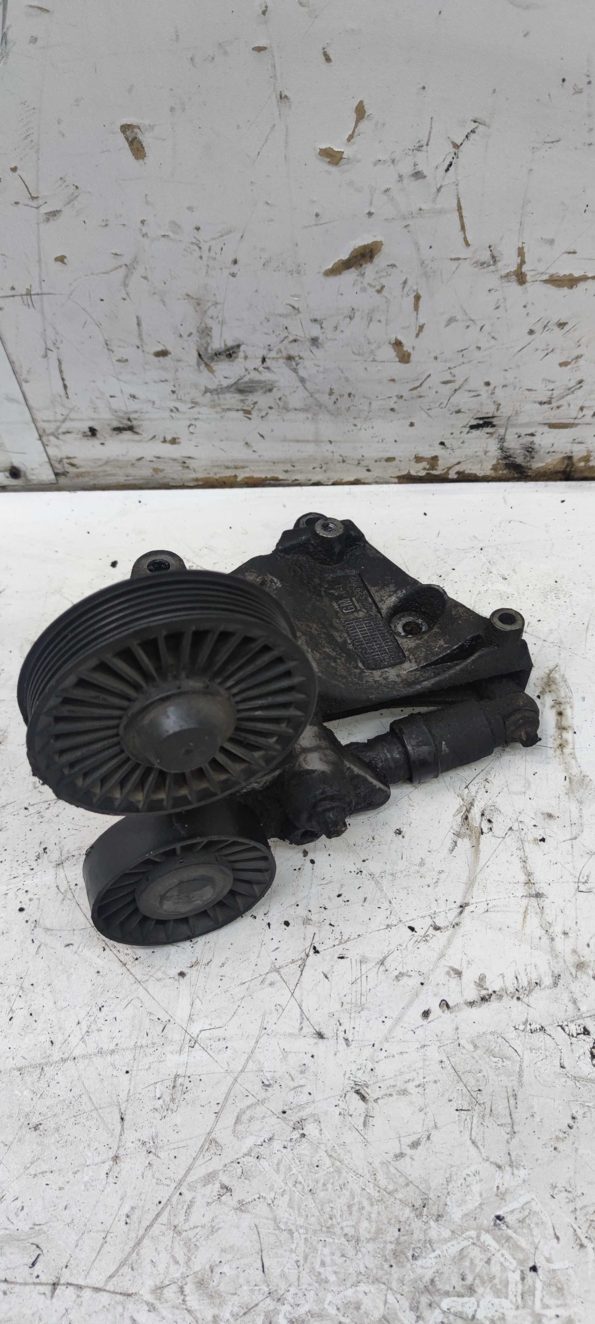 Opel Astra II G Łapa Alternatora 2.0DTL