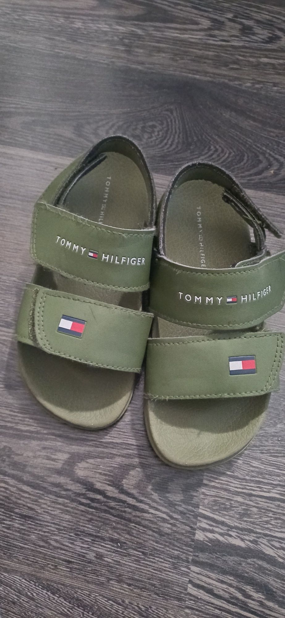 Sandały Tommy Hilfiger r. 29, super stan