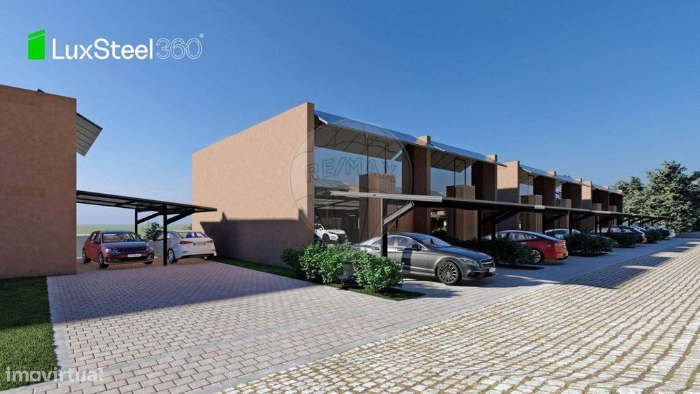 Moradia T4 para venda