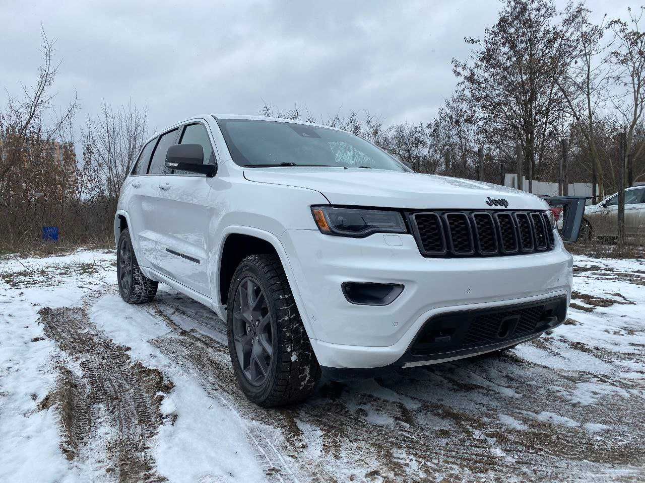 JEEP Grand Cherokee 4x4 80-th Anniversary 21 год, 20 000 родной пробег