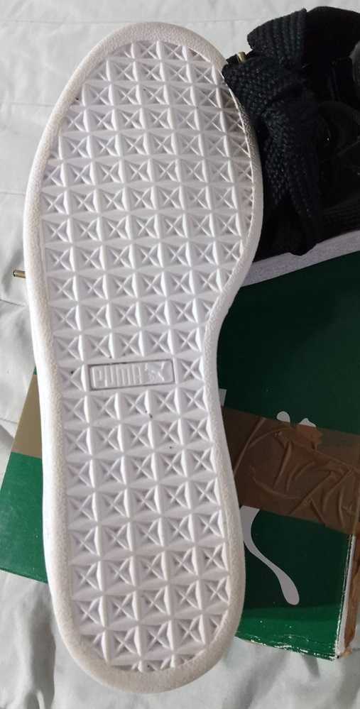 Sapatilhas PUMA com laço Preta Tam:36 (1196)