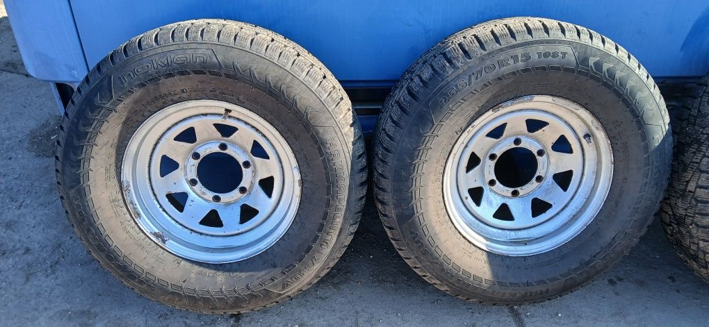 Диски р  з резиною nokian 255 70 15  р15 6 139.7  мітсубісі паджеро 2