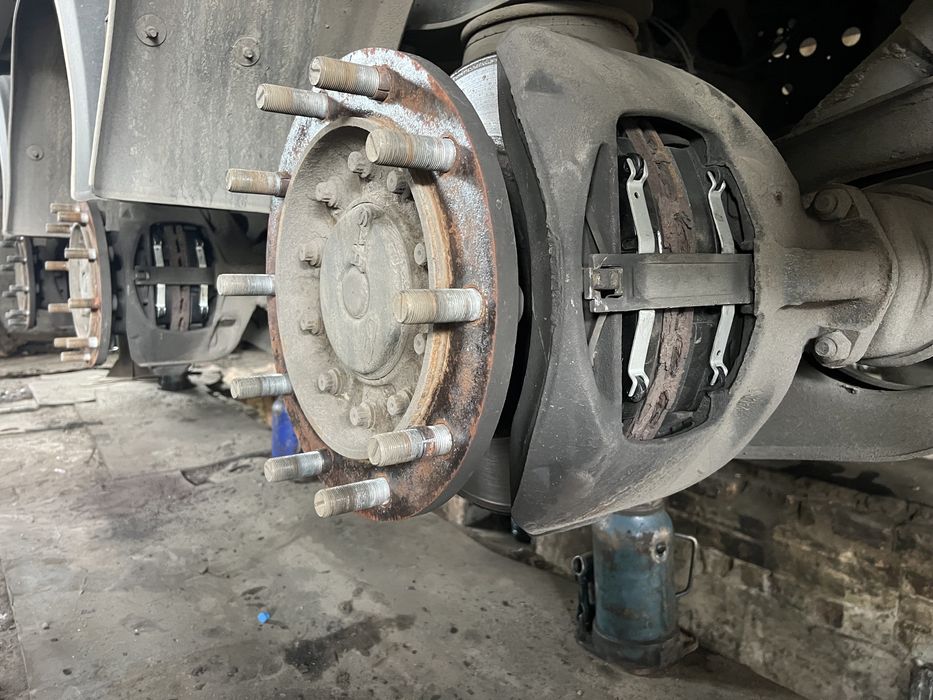 Полуприцеп Wielton Saf  Intrax 2015