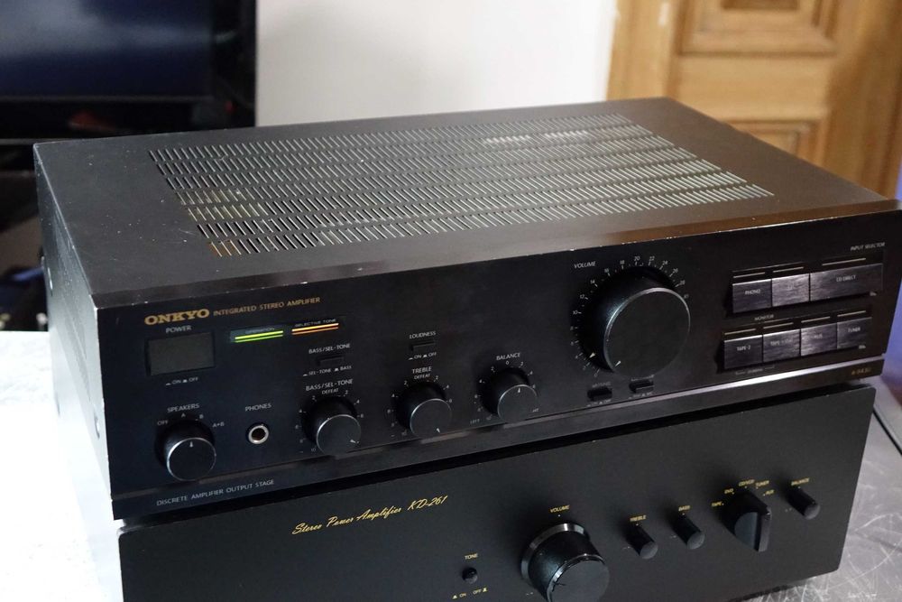 Wzmacniacz stereo ONKYO A 8430