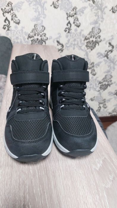 Зимові водонепронекні ботинки,Next