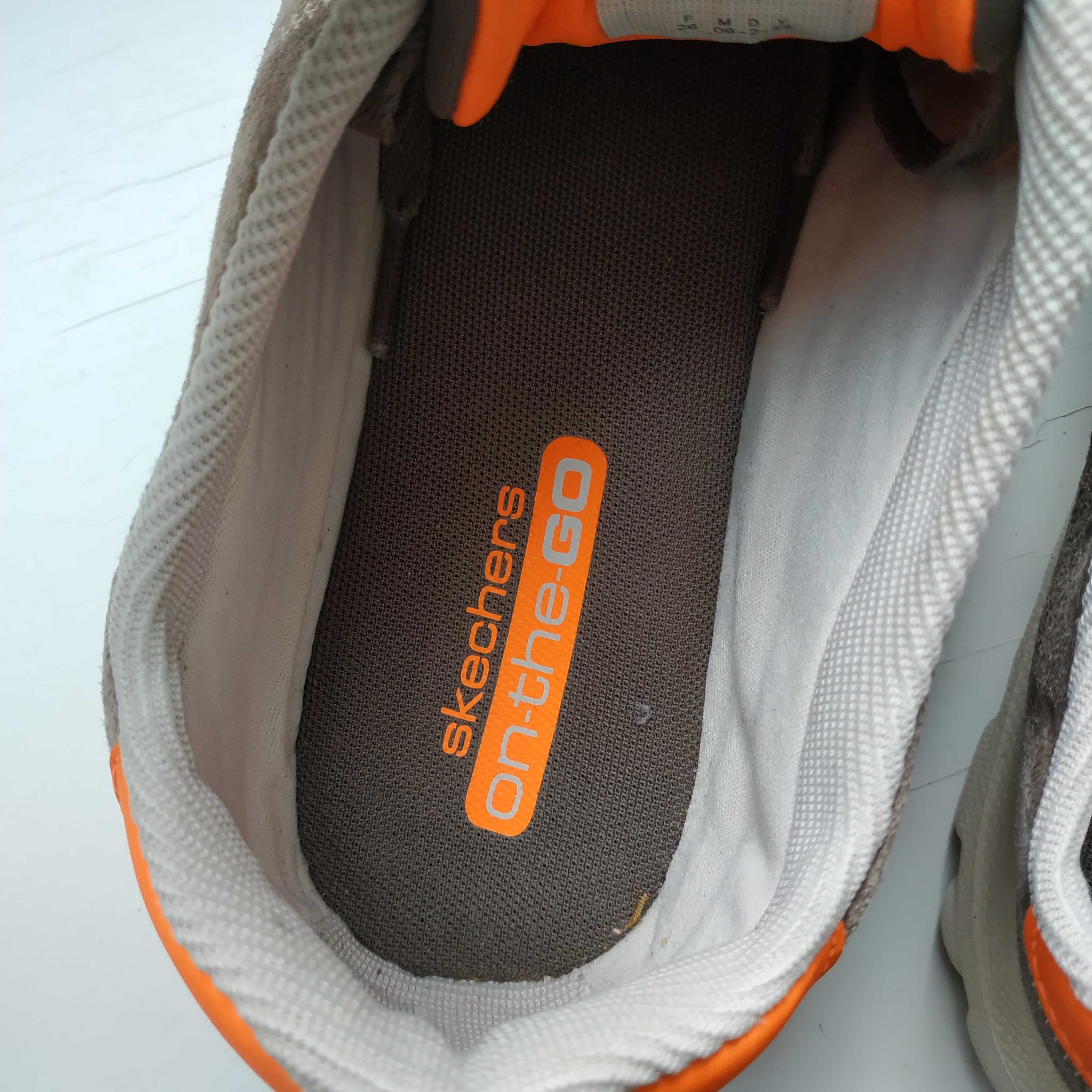 Замшеві легкі кросівки Skechers 39р. 25 см.