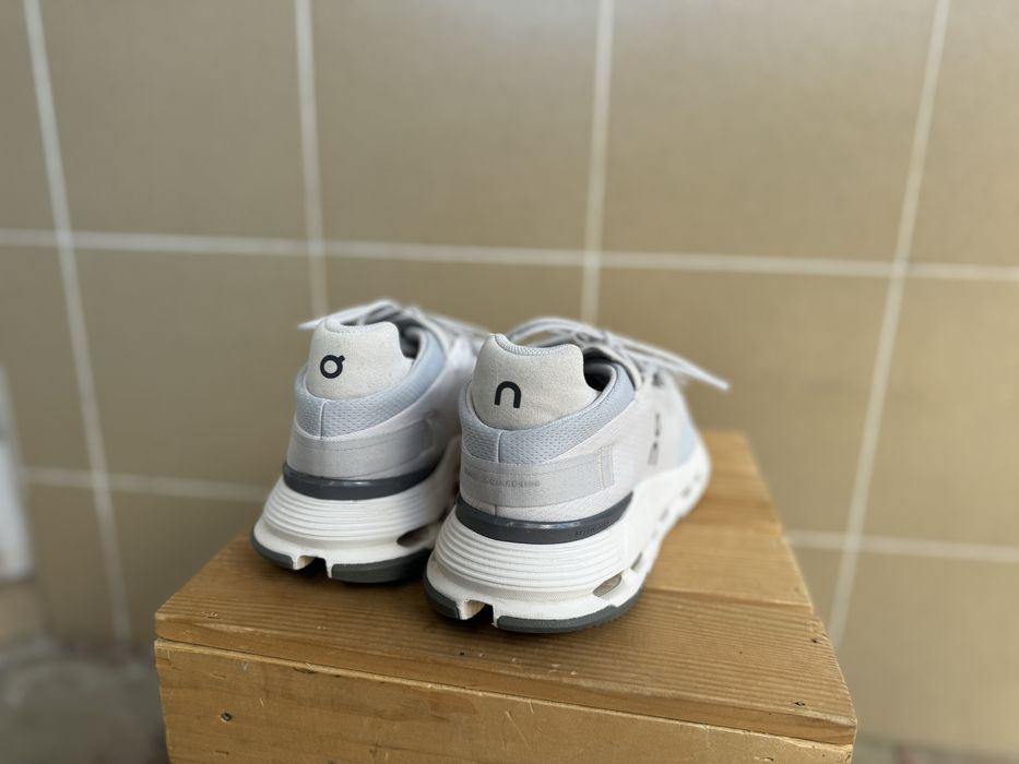 Кросівки бігові мега зручні On cloud nova