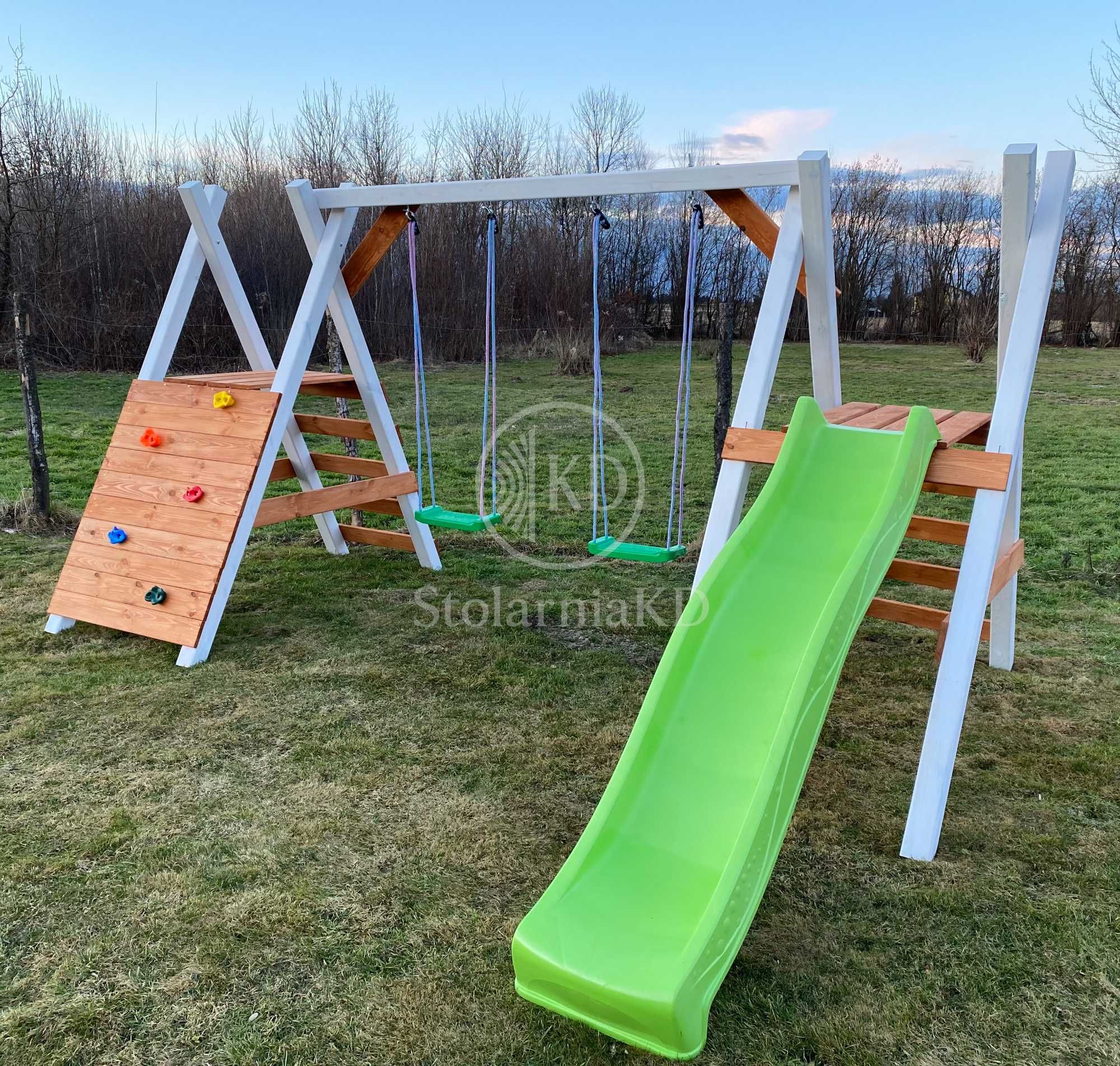-> Plac Zabaw dla Dzieci zjeżdżalnia domek dla dziecka huśtawki GRATIS