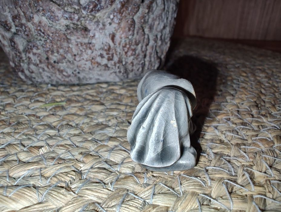 Figurka kolekcjonerska, pies pekińczyk, Kuka W. Rydz