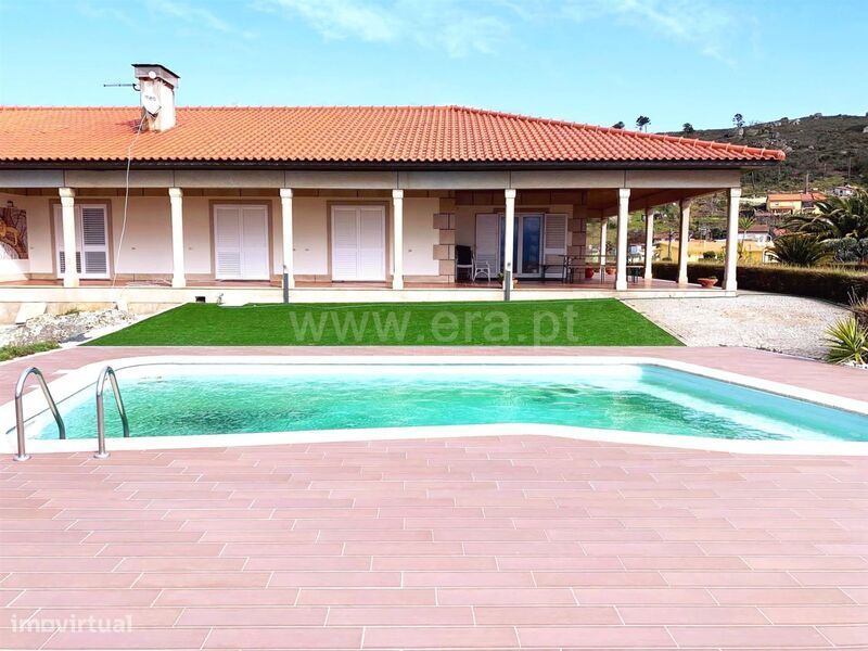 Moradia T5 / Resende, Anreade e São Romão de Aregos