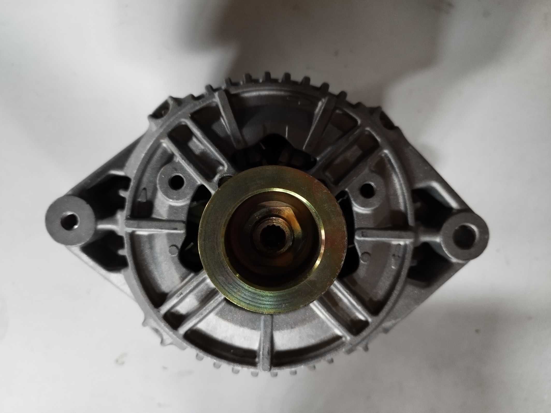 Alternator Opel Astra F, Vectra A,B, Calibra A, Frontiera, A,B, nowy