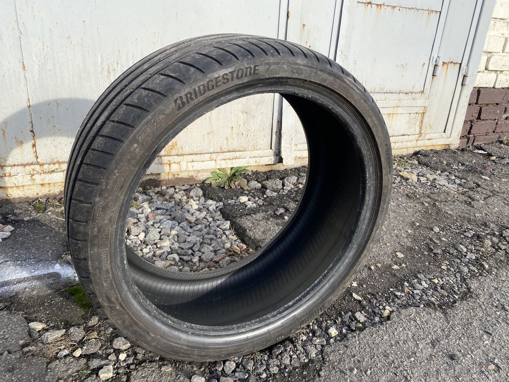 245 35 19 bridgestone potenza sport