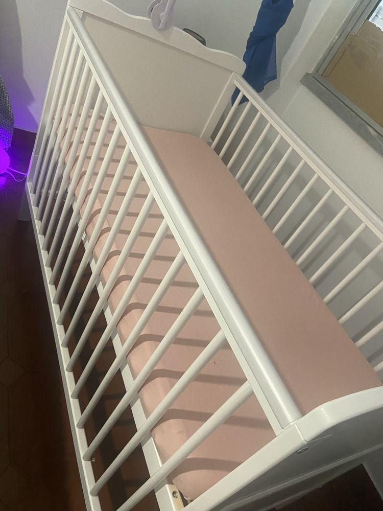 Cama do bebe novo so 2 meses de uso