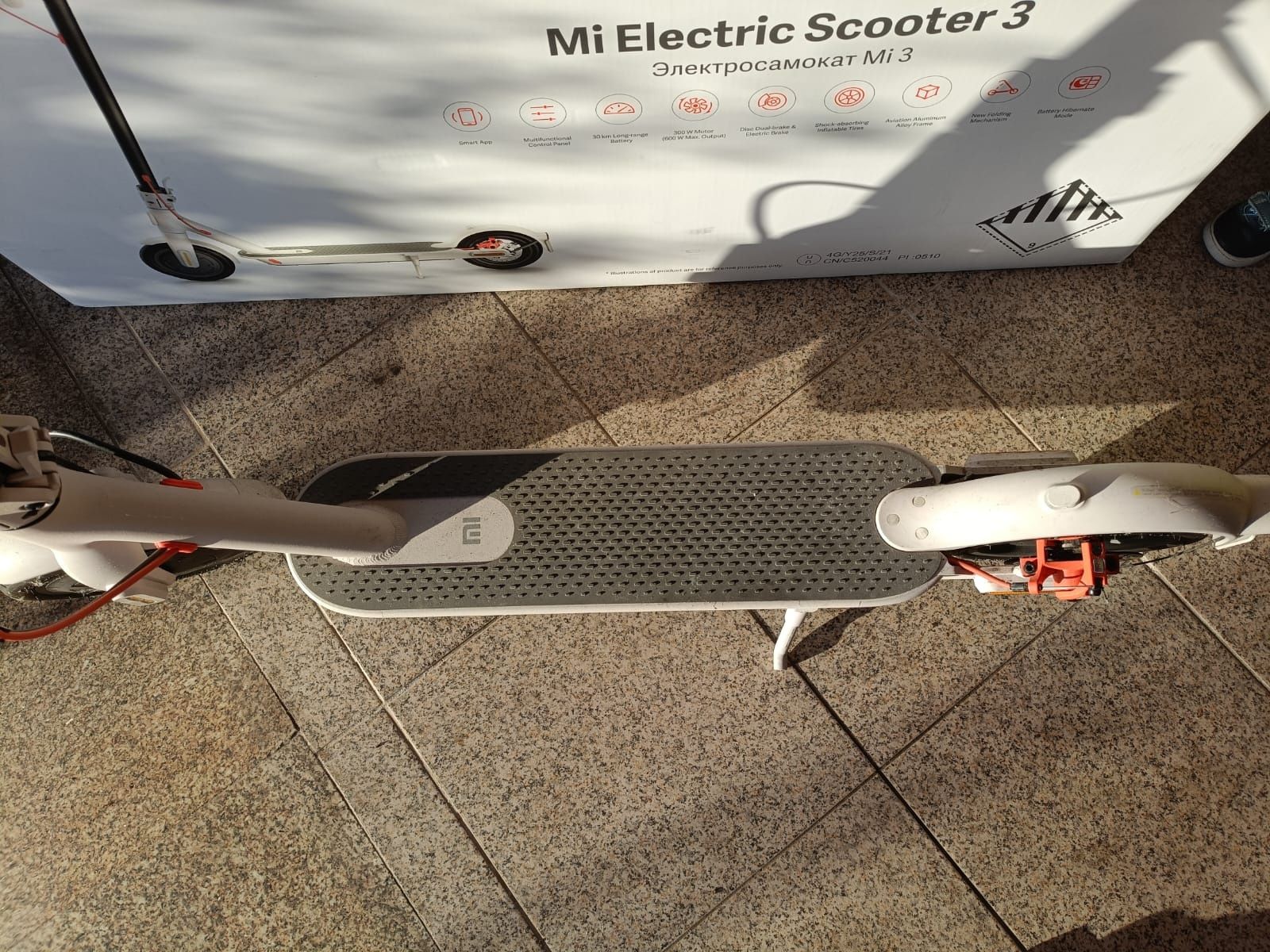 Trotinete Elétrica Xiaomi MI Electric Scooter 3 - Cinzenta