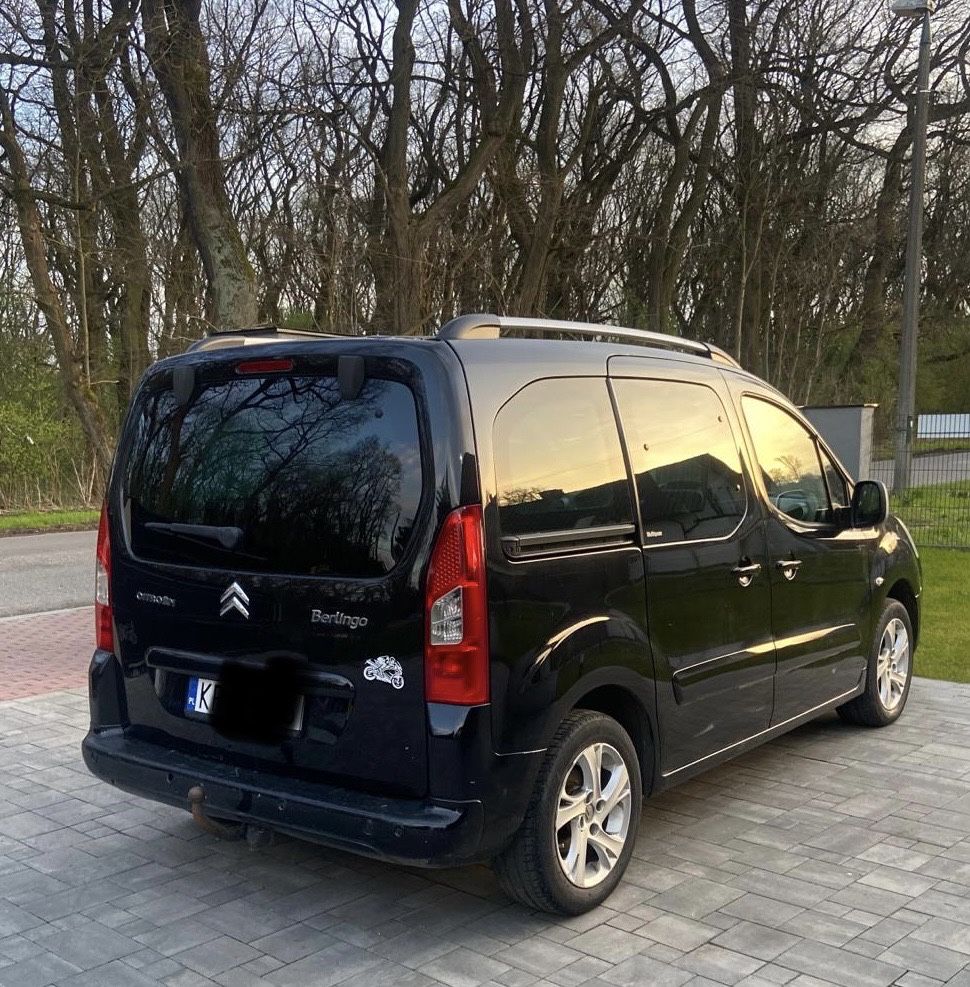 Citroen Berlingo 1.6 TDI czarny 2012