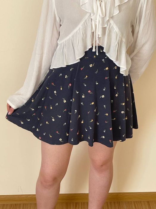 Літня спідниця з квітами