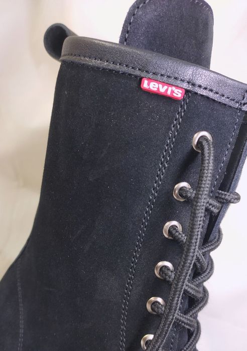 Жіночі шкіряні черевики на вовні