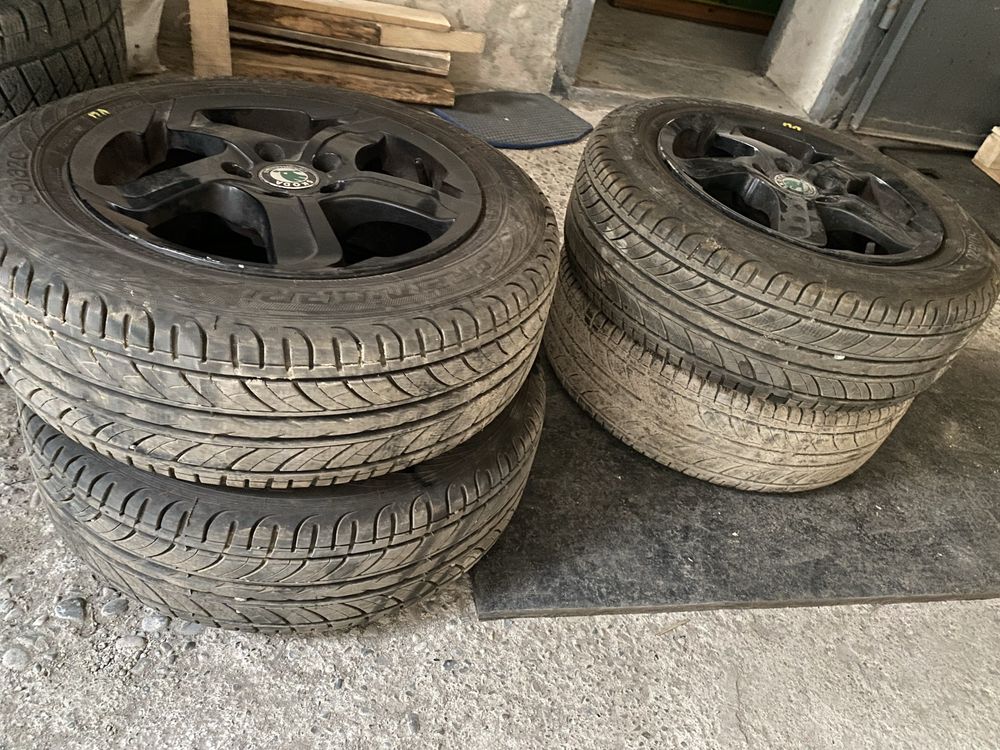 Продаю титанові диски Skoda з гумою 185/60 R14