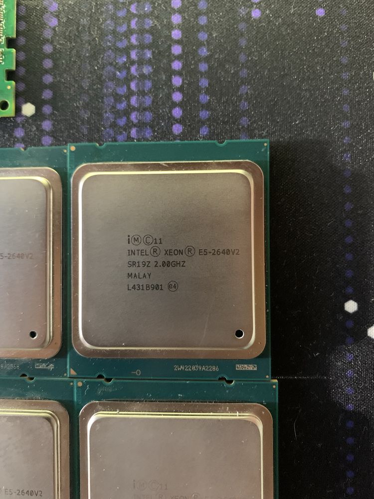 Bundle Processadores Xeon LG2011 + 1TB RAM DDR3L ECC