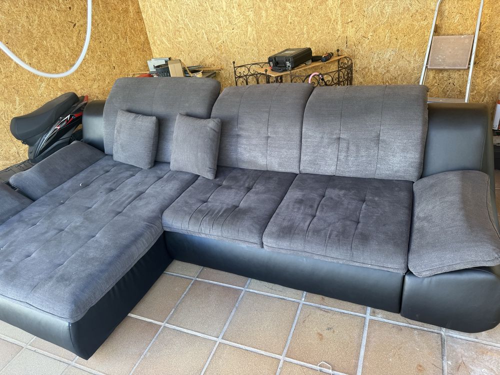 Sofa com chaise longue