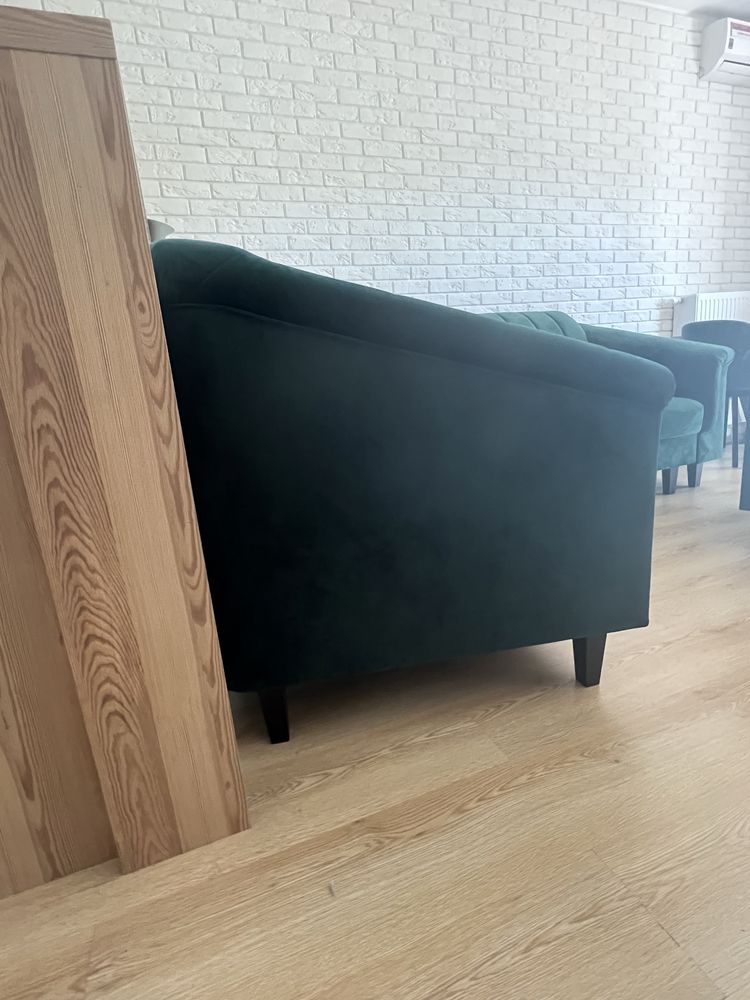 Sofa oraz dwa fotele do salonu