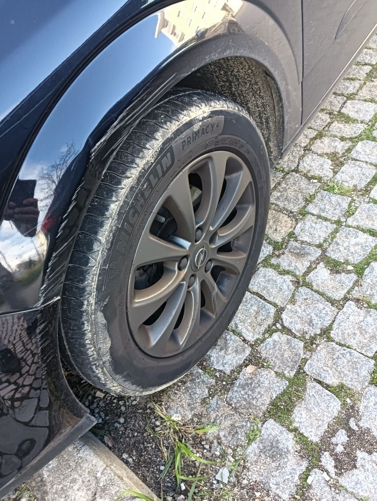 Opel Astra Caravan
