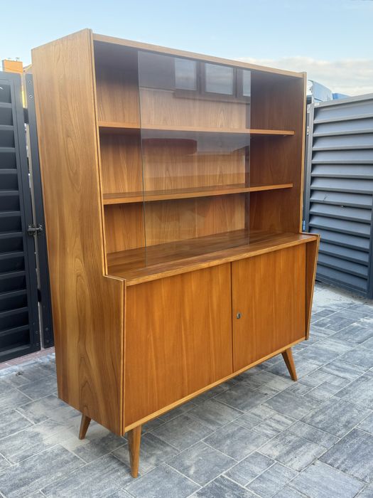 Witryna. Biblioteczka. Czechoslowacja. Prl
