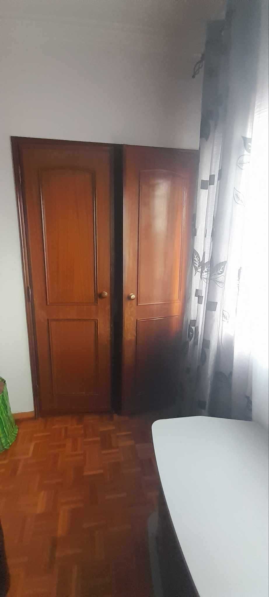 Quarto para alugar só mulheres CACÉM