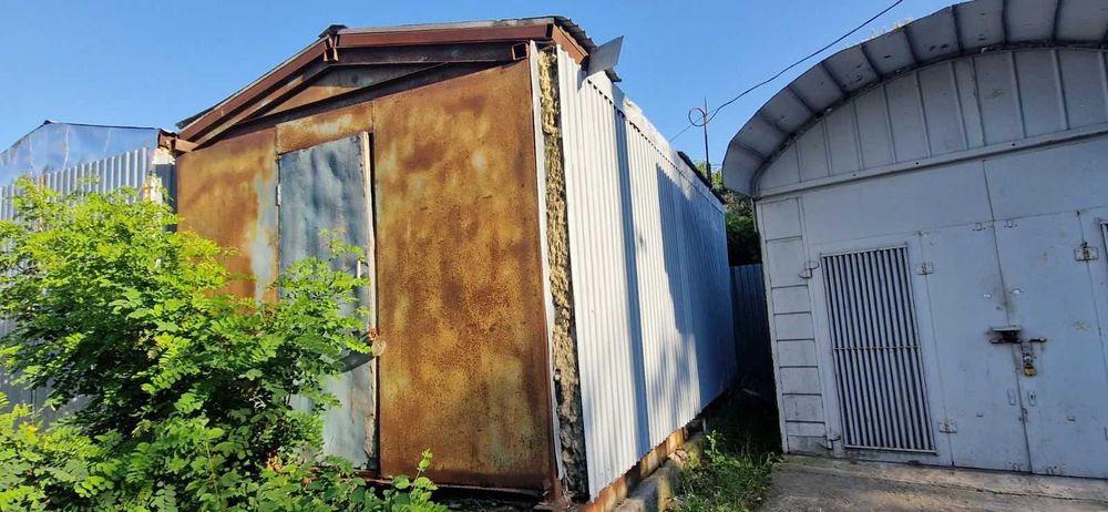 Гараж в гаражному кооперативі