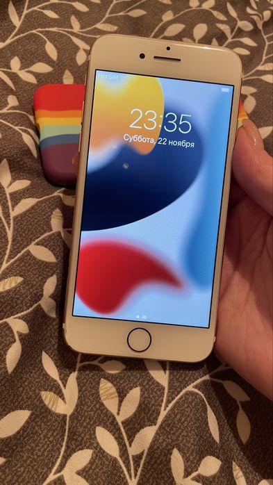 Продам недорого телефон