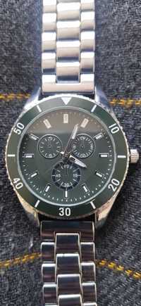 Zegarek srebrny Pier One