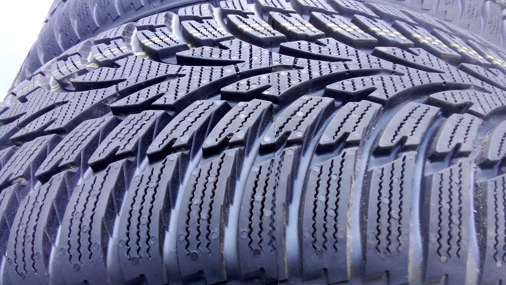 Opony Zimowe Nokian 205x55x16 91H M+S 2017r nieużywana 180zł sztuka